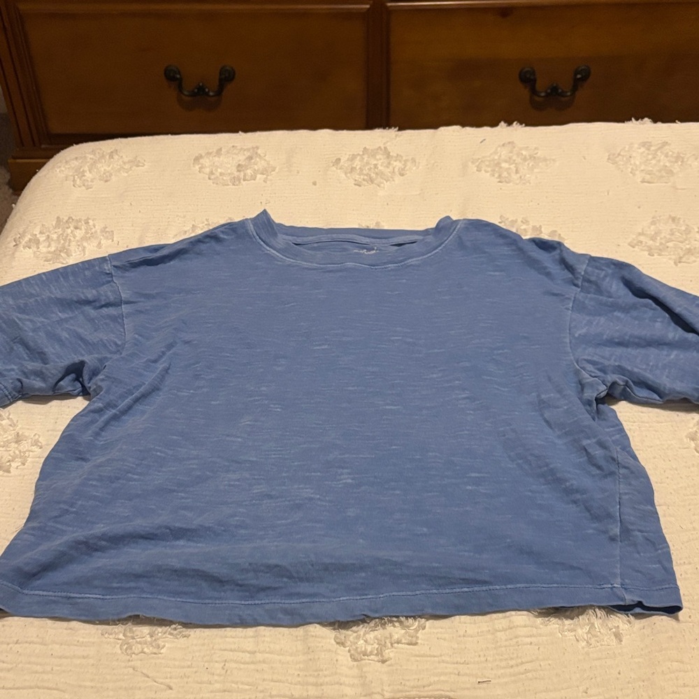 Universal Thread Light Blue V-Neck Tee